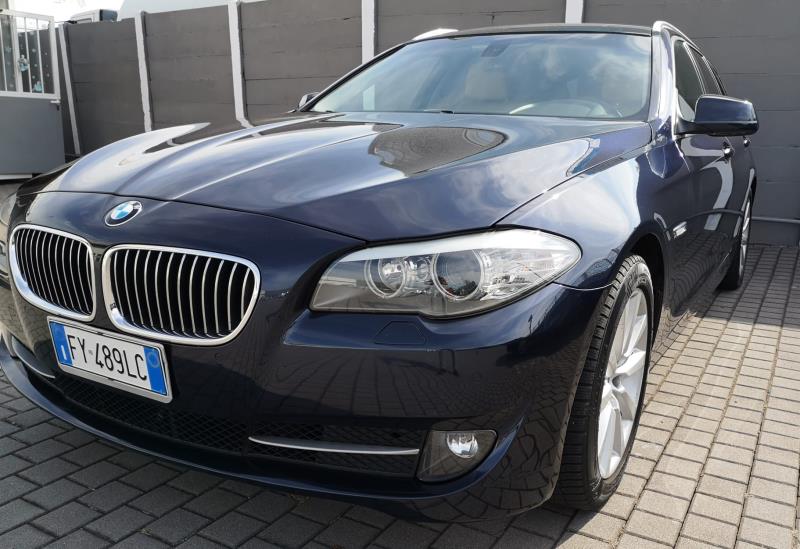 image Bmw 520 Td Touring (F11) Business 184 CV Automatica Euro 5A (1421)